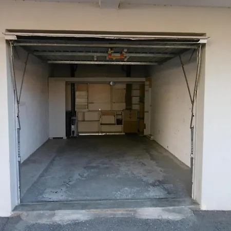 T2 Moderne Avec Piscines, Garage Et Proche - - Fr-1-796-43 Apartment