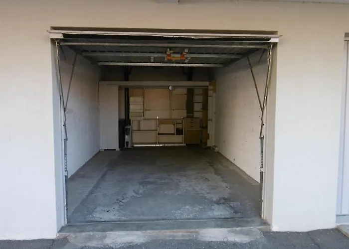 T2 Moderne Avec Piscines, Garage Et Proche - - Fr-1-796-43 Lejlighed